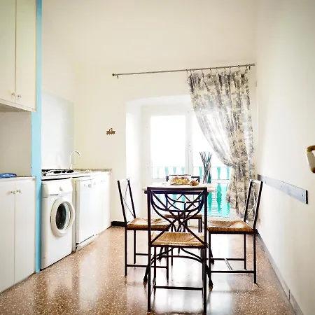 Apartament Dimora Luccoli Acquario - Genovabnb It