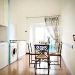 Apartment Dimora Luccoli - Acquario - Genovabb It